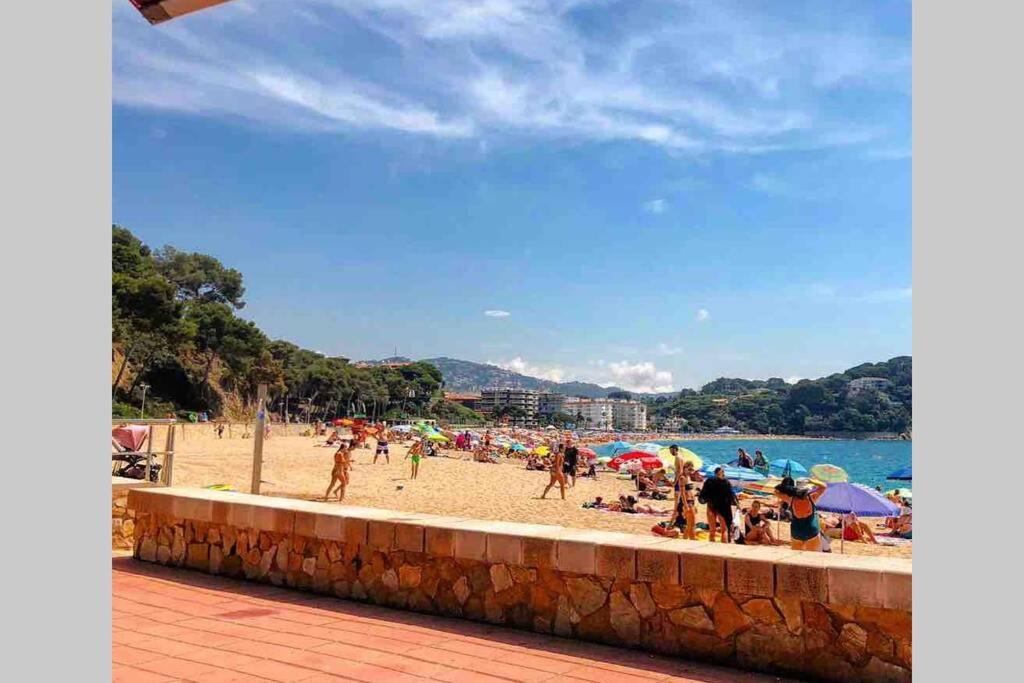 Apartamento Con Piscina Y Parking En Lloret De Mar Apartment ภายนอก รูปภาพ