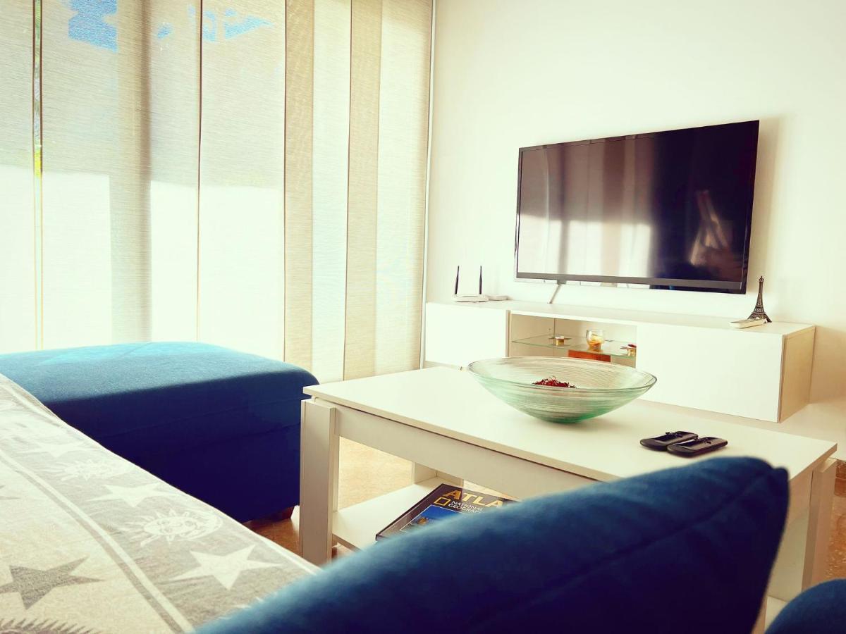 Apartamento Con Piscina Y Parking En Lloret De Mar Apartment ภายนอก รูปภาพ